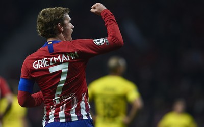 欧亿电竞精华-C罗梅开二度对手绝望